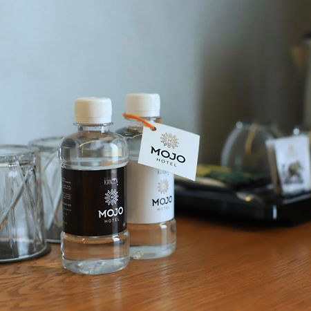 Mojo Hall Hotel Lutsʼk Екстериор снимка
